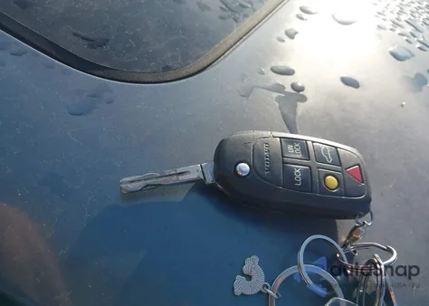 2005 Volvo S60 2.5T из США, поврежденный, VIN YV1RS592352474548